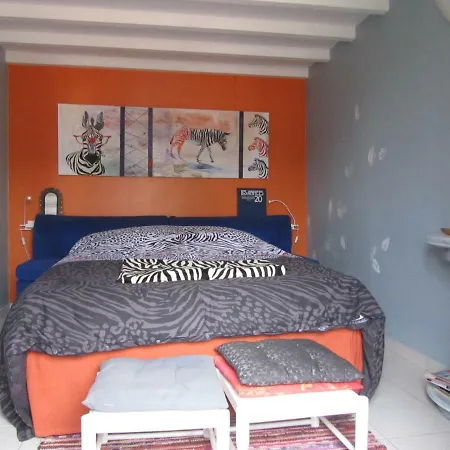 & Atelier Les Murs De Couleurs Cremeaux